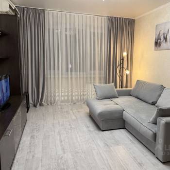Сдается Многокомнатная квартира, 64 м²