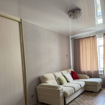 Сдается 1-комнатная квартира, 43 м²