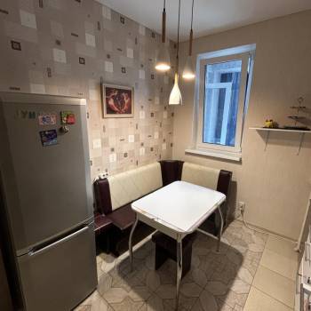 Сдается 1-комнатная квартира, 37 м²