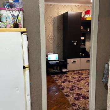 Продается 1-комнатная квартира, 32 м²