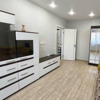 Сдается 1-комнатная квартира, 37 м²