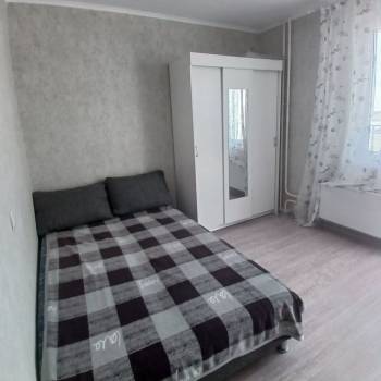 Продается 1-комнатная квартира, 40 м²