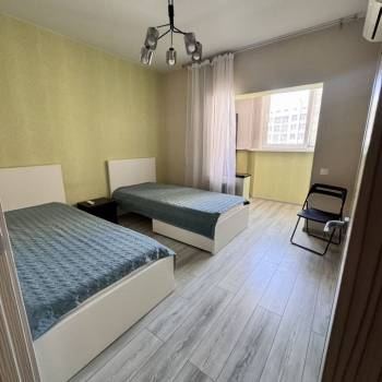 Сдается 2-х комнатная квартира, 75 м²
