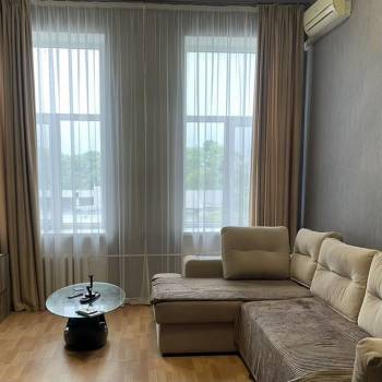 Сдается 1-комнатная квартира, 35 м²
