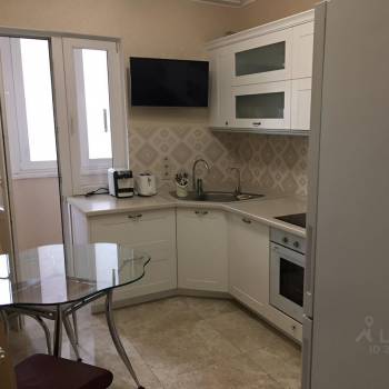 Сдается 1-комнатная квартира, 41 м²