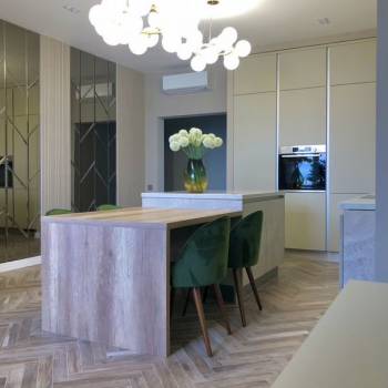 Продается 2-х комнатная квартира, 110 м²