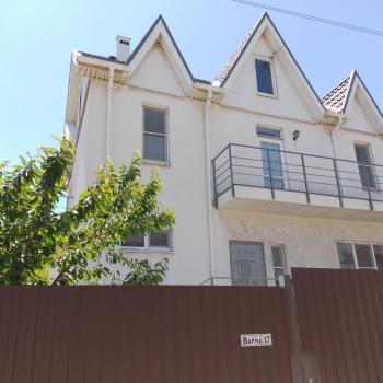 Продается Дом, 240 м²
