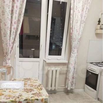 Сдается 1-комнатная квартира, 45 м²