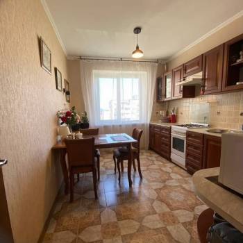 Продается 3-х комнатная квартира, 63 м²