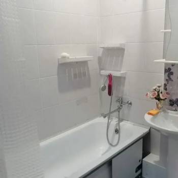 Сдается 1-комнатная квартира, 46 м²