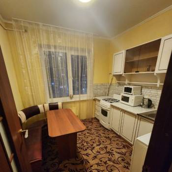 Сдается 1-комнатная квартира, 35 м²