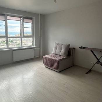 Сдается 1-комнатная квартира, 38 м²