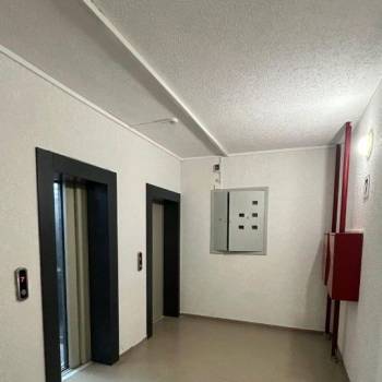 Продается 1-комнатная квартира, 40,7 м²