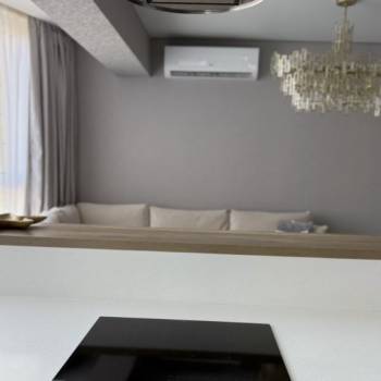 Продается Многокомнатная квартира, 140 м²