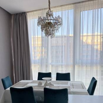 Продается Многокомнатная квартира, 140 м²