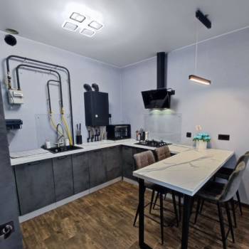 Продается 1-комнатная квартира, 45 м²