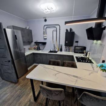 Продается 1-комнатная квартира, 45 м²