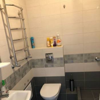 Сдается 1-комнатная квартира, 42 м²