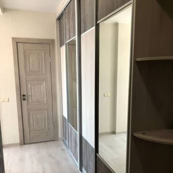 Сдается 1-комнатная квартира, 42 м²