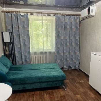 Продается 1-комнатная квартира, 30 м²