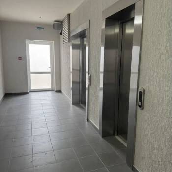 Продается 1-комнатная квартира, 52 м²