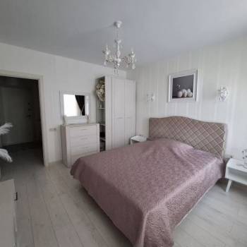 Продается 2-х комнатная квартира, 65 м²