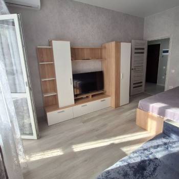 Сдается 1-комнатная квартира, 42 м²