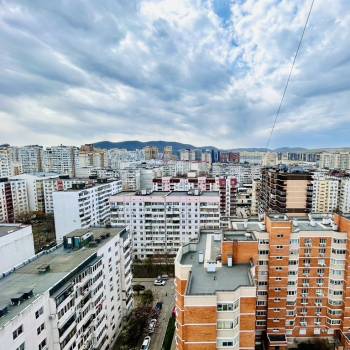 Сдается 1-комнатная квартира, 50 м²