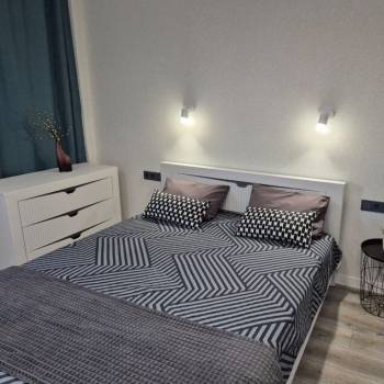 Сдается 1-комнатная квартира, 42 м²