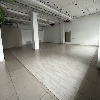Продается Нежилое помещение, 150 м²