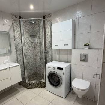 Сдается 2-х комнатная квартира, 60 м²