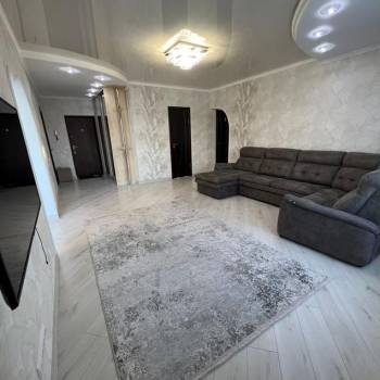 Продается 3-х комнатная квартира, 107 м²