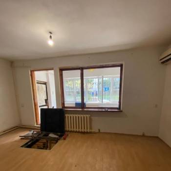 Продается 3-х комнатная квартира, 58 м²