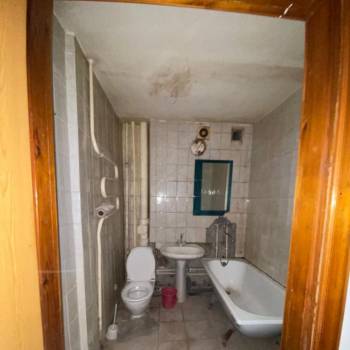 Продается 3-х комнатная квартира, 58 м²