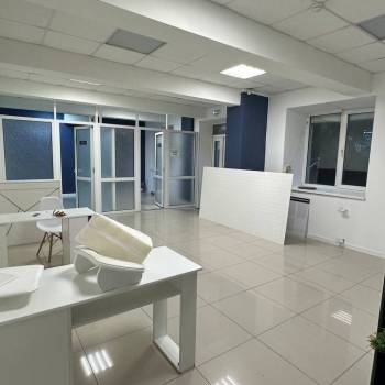 Сдается Нежилое помещение, 115 м²