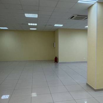 Сдается Нежилое помещение, 150 м²