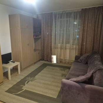 Продается 1-комнатная квартира, 40 м²