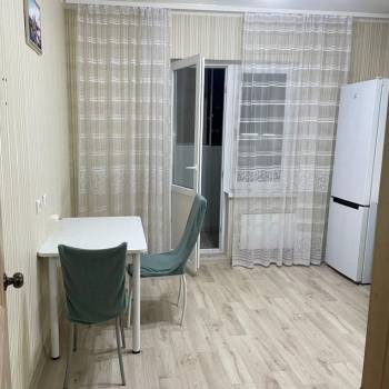 Продается 1-комнатная квартира, 41,6 м²