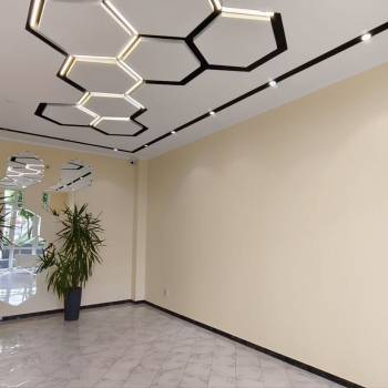 Продается 1-комнатная квартира, 42 м²