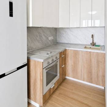 Продается 1-комнатная квартира, 42 м²