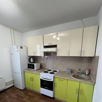 Сдается 1-комнатная квартира, 40 м²