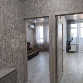 Сдается 1-комнатная квартира, 43 м²