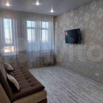 Сдается 1-комнатная квартира, 43 м²