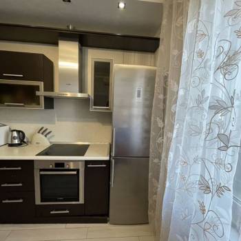 Сдается 1-комнатная квартира, 44 м²
