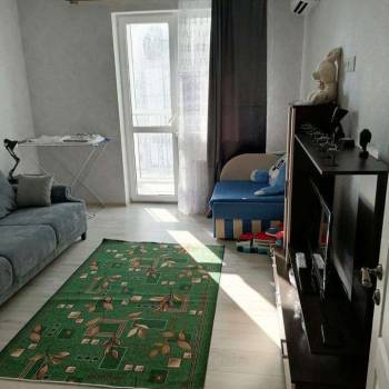 Сдается 1-комнатная квартира, 50 м²