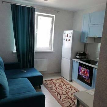 Сдается 1-комнатная квартира, 50 м²