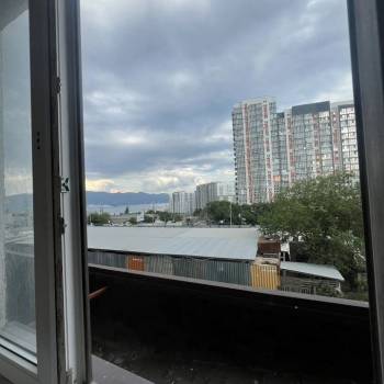 Продается 1-комнатная квартира, 36 м²