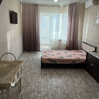 Продается 1-комнатная квартира, 42 м²