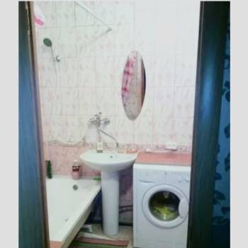 Продается 1-комнатная квартира, 42 м²