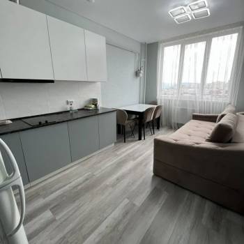 Продается 1-комнатная квартира, 42,5 м²